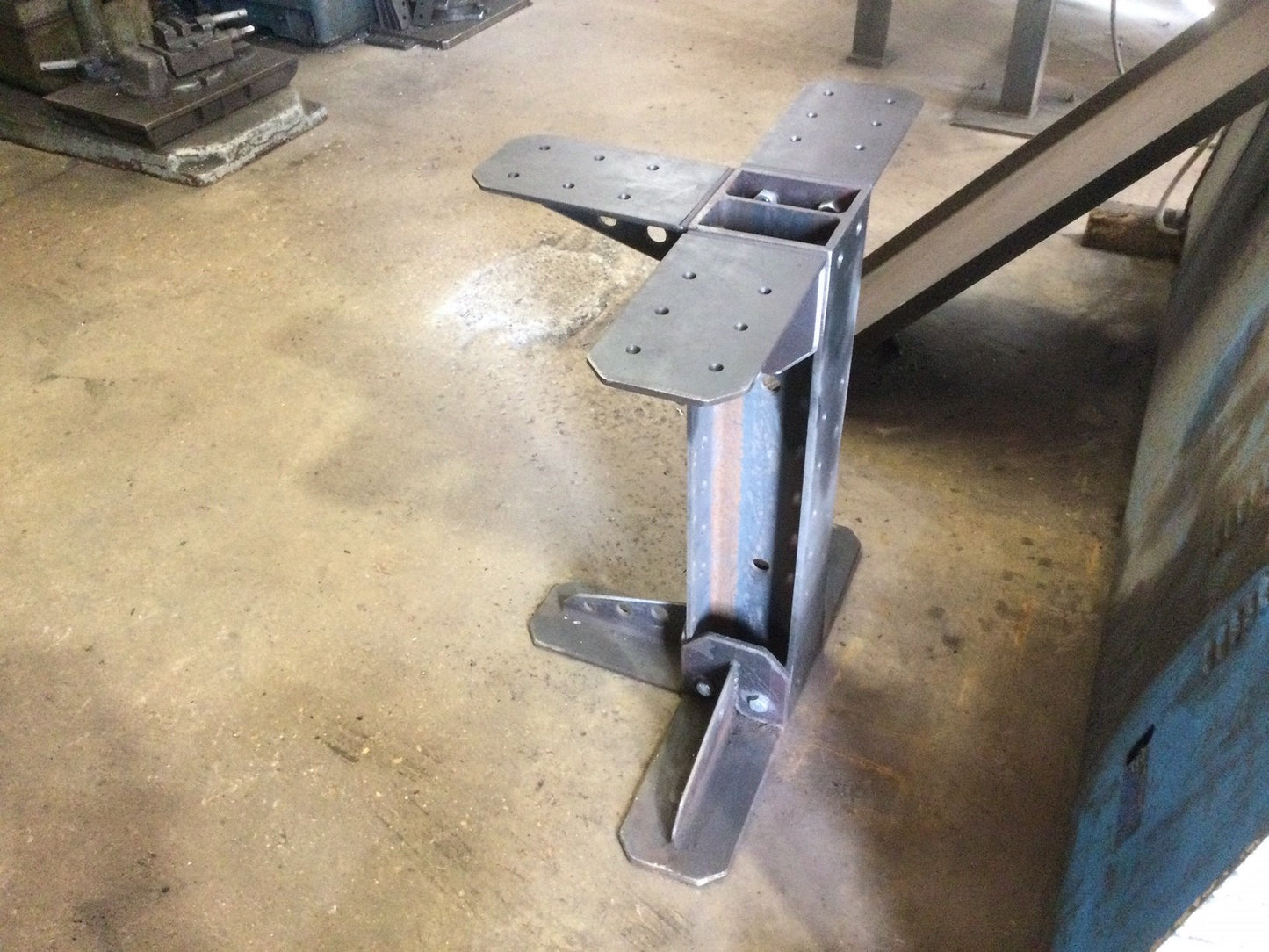 Table 180 degrees base